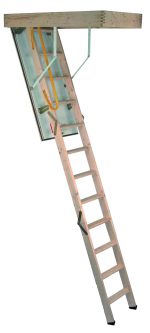 Scala della soffitta di Minka completata