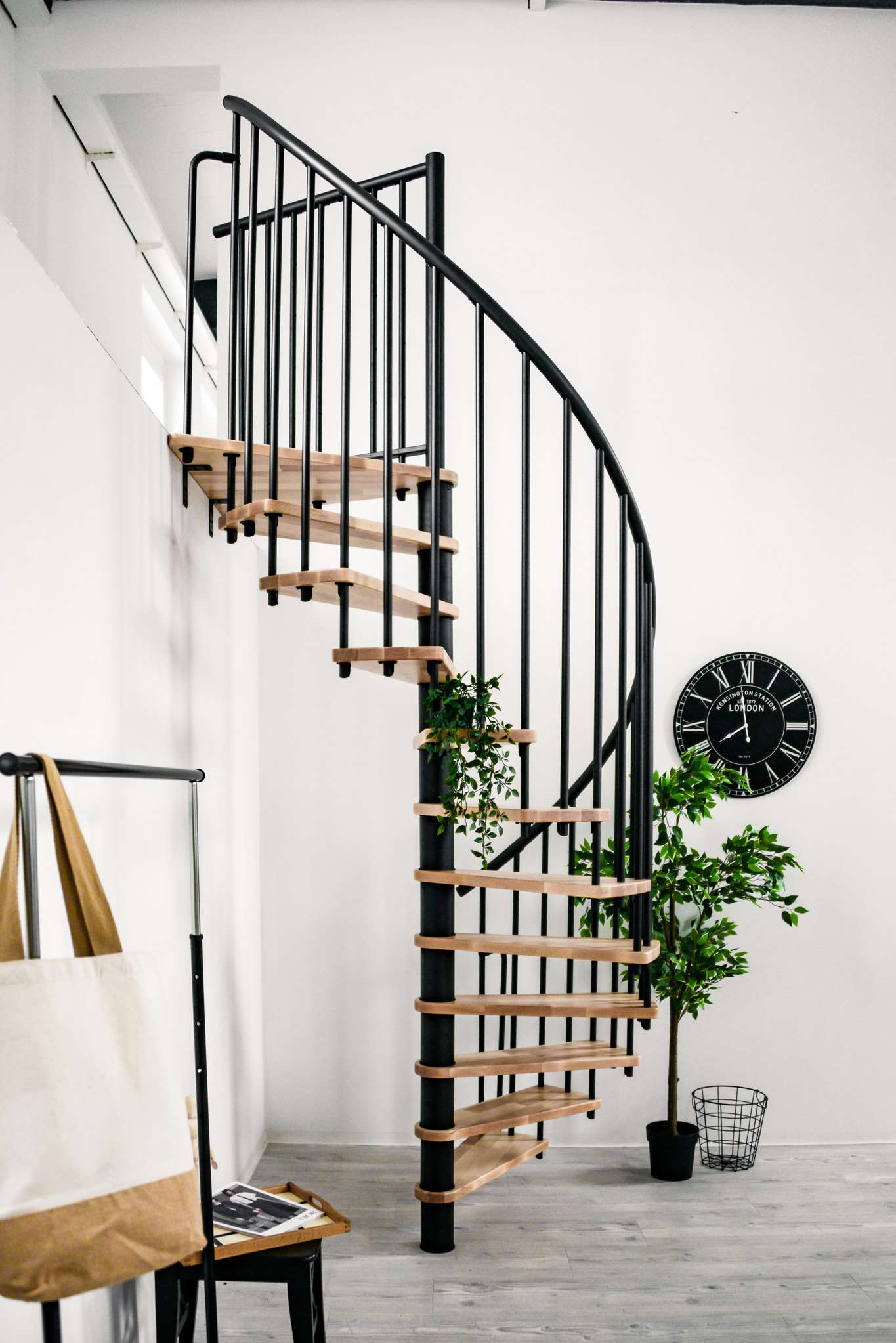 Berlin_beech_black (14) BERLIN - immagine 1